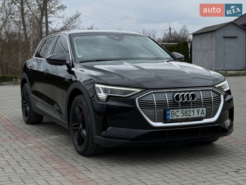 Позашляховик / Кросовер Audi e-tron 2021 в Золочеві