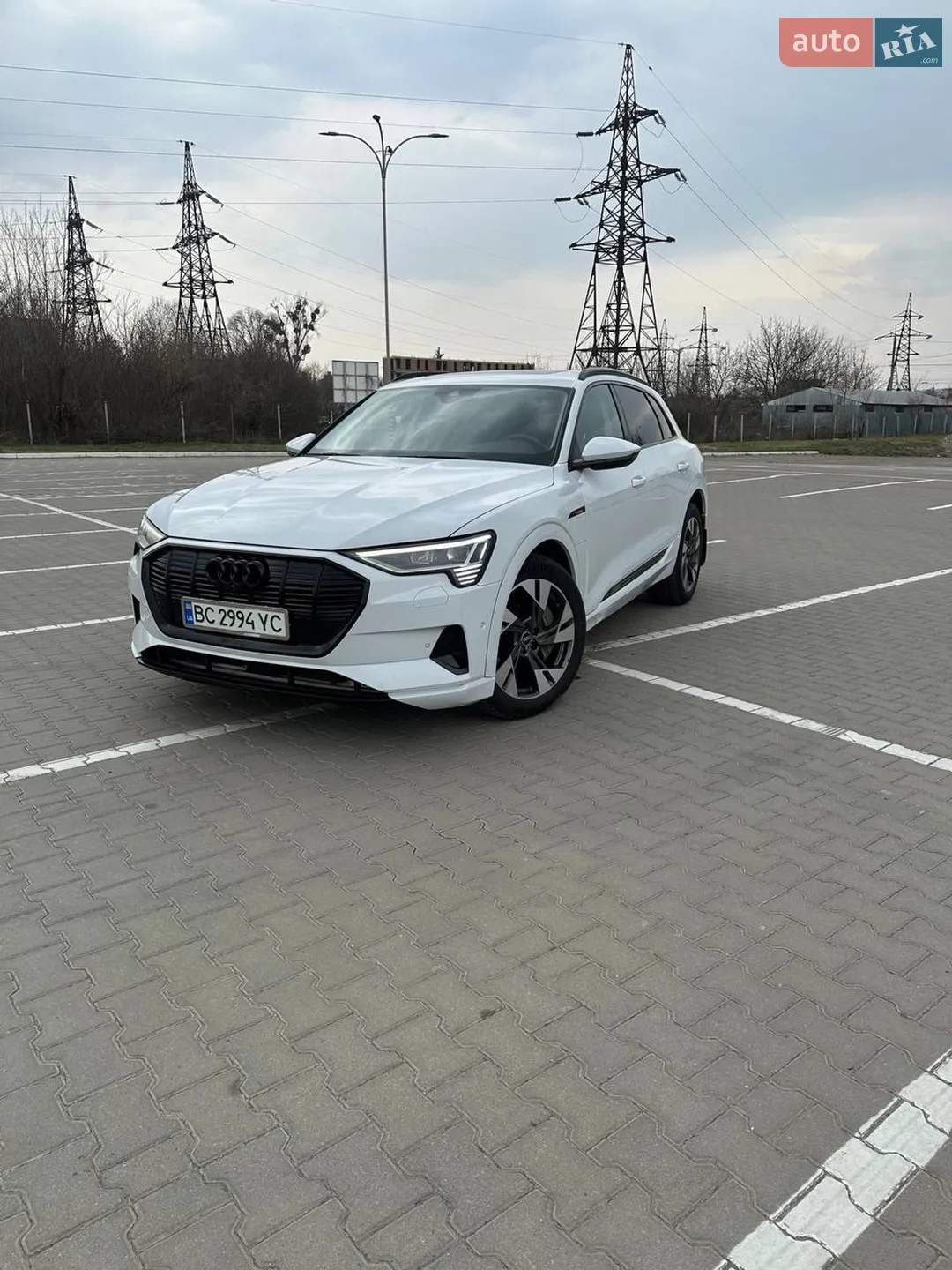 2021 Audi e-tron - фото 1