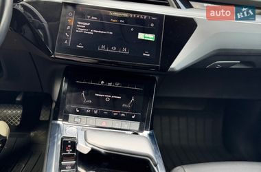 Внедорожник / Кроссовер Audi e-tron 2019 в Львове