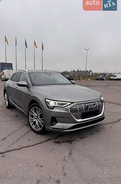 Позашляховик / Кросовер Audi e-tron 2020 в Львові