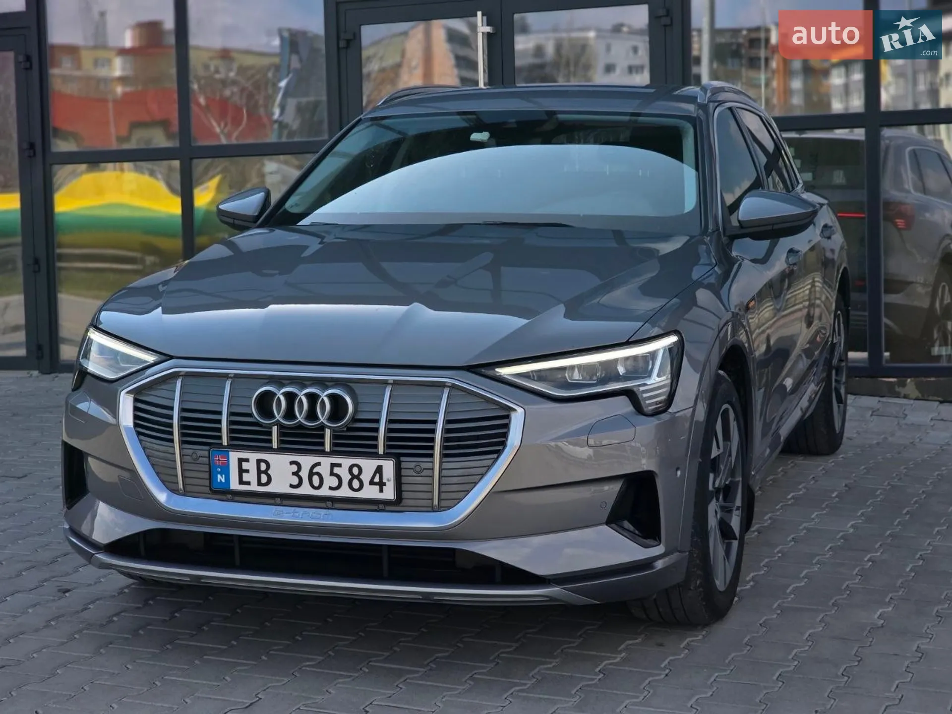 2019 Audi e-tron - мініатюра 14