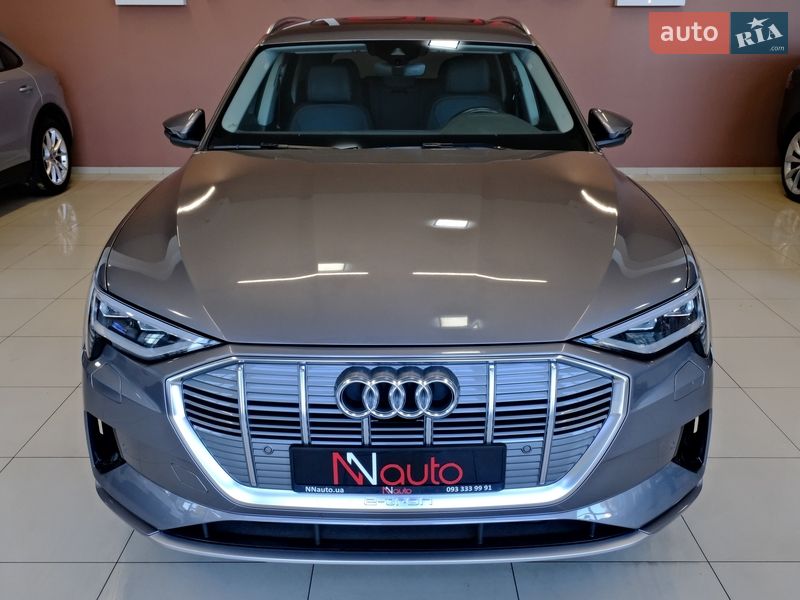 Внедорожник / Кроссовер Audi e-tron 2020 в Одессе