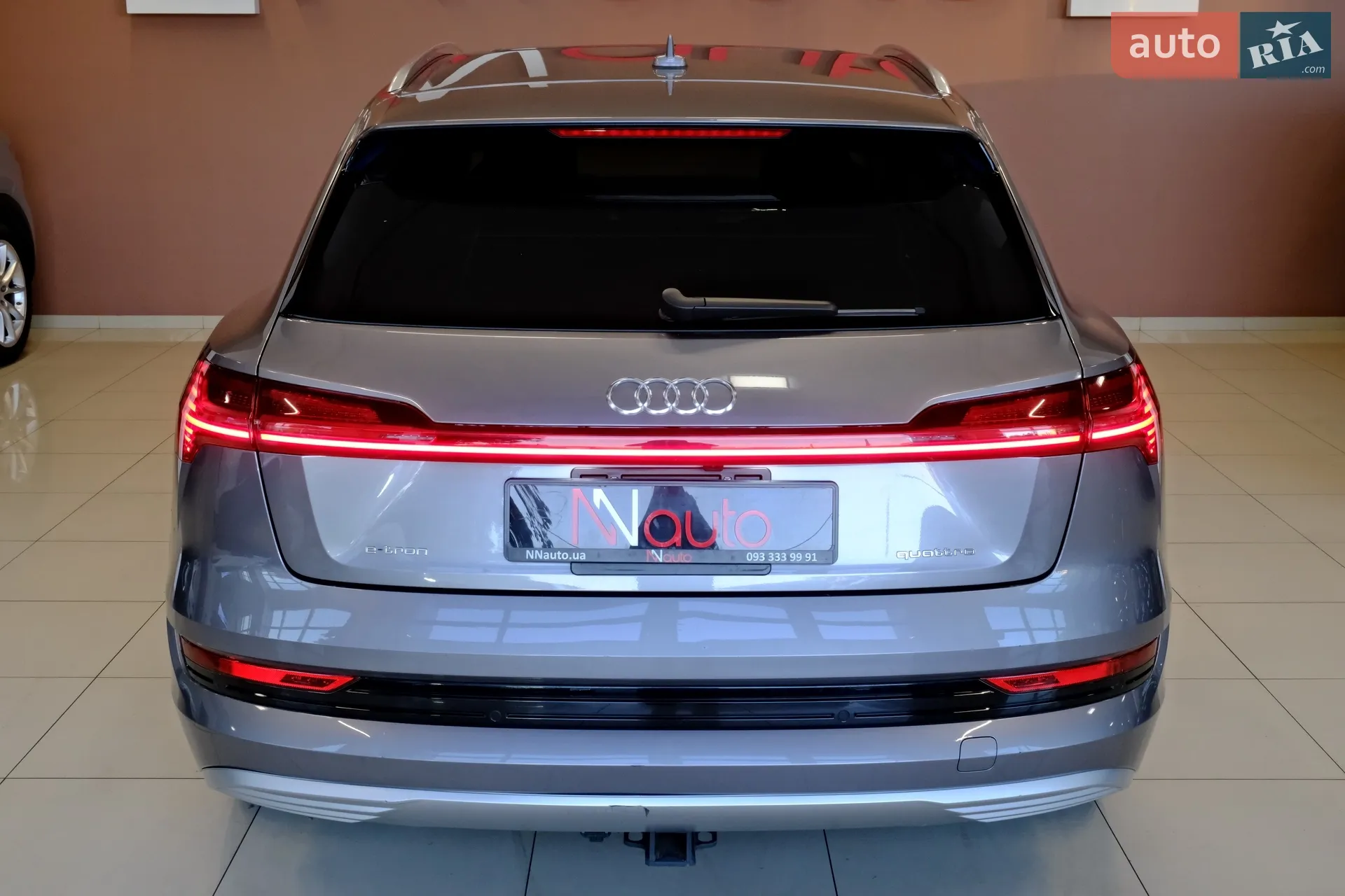 2020 Audi e-tron - мініатюра 20