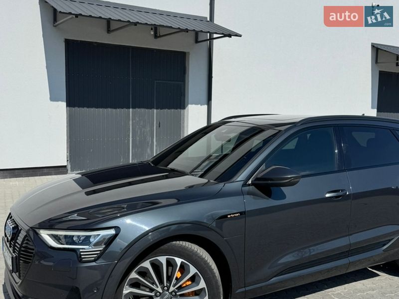 Внедорожник / Кроссовер Audi e-tron 2019 в Бориславе