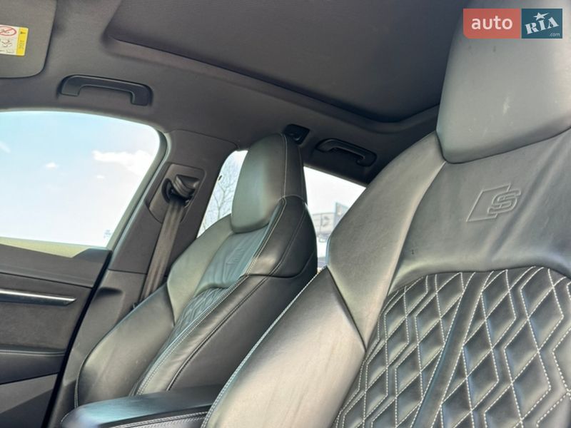 Внедорожник / Кроссовер Audi e-tron 2019 в Бориславе
