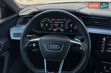 Внедорожник / Кроссовер Audi e-tron 2019 в Бориславе