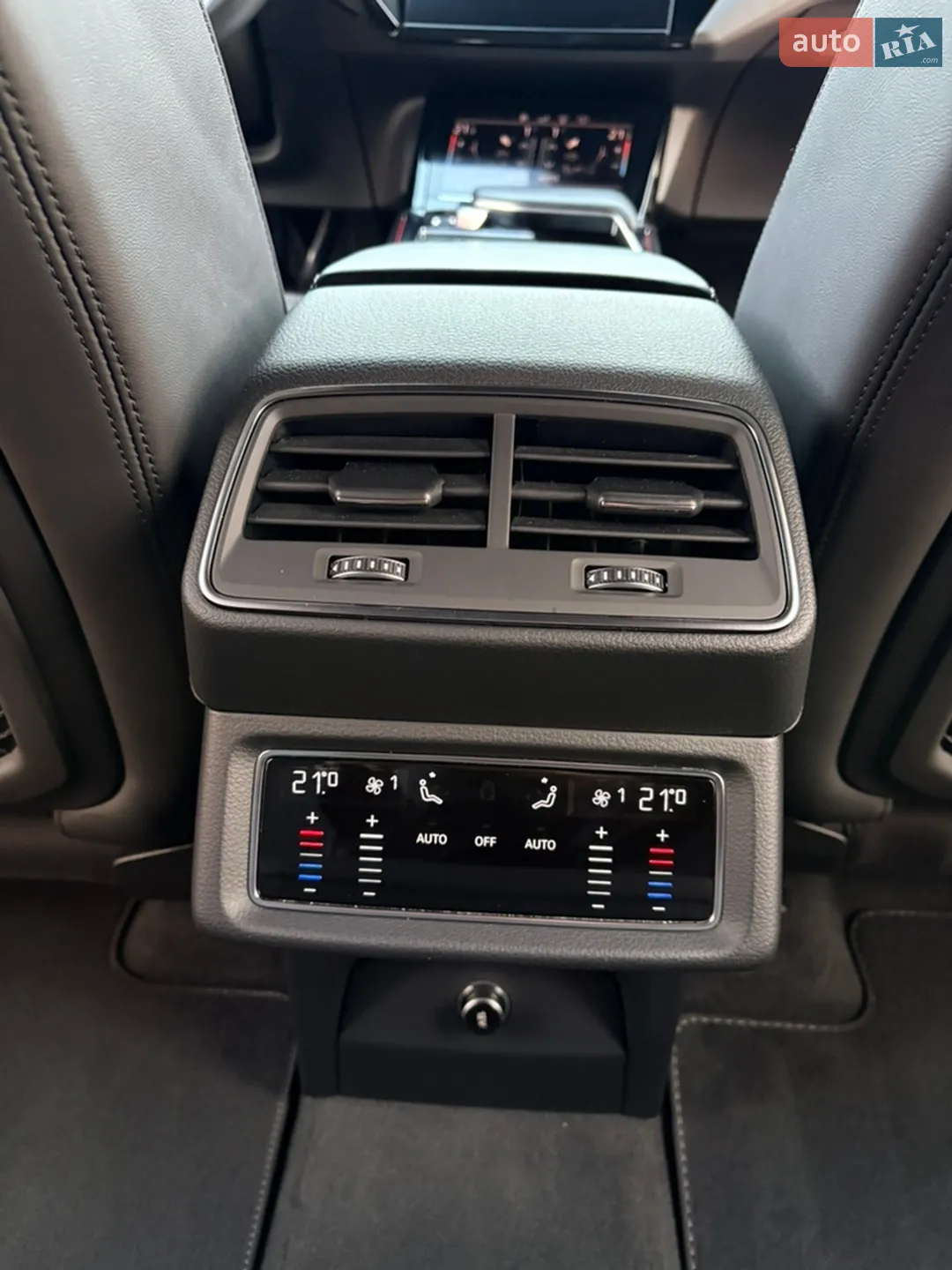 2019 Audi e-tron - мініатюра 30