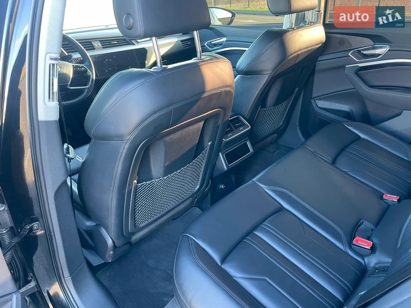 Внедорожник / Кроссовер Audi e-tron 2021 в Ровно фото 29 Внедорожник / Кроссовер Audi e-tron 2021 в Ровно