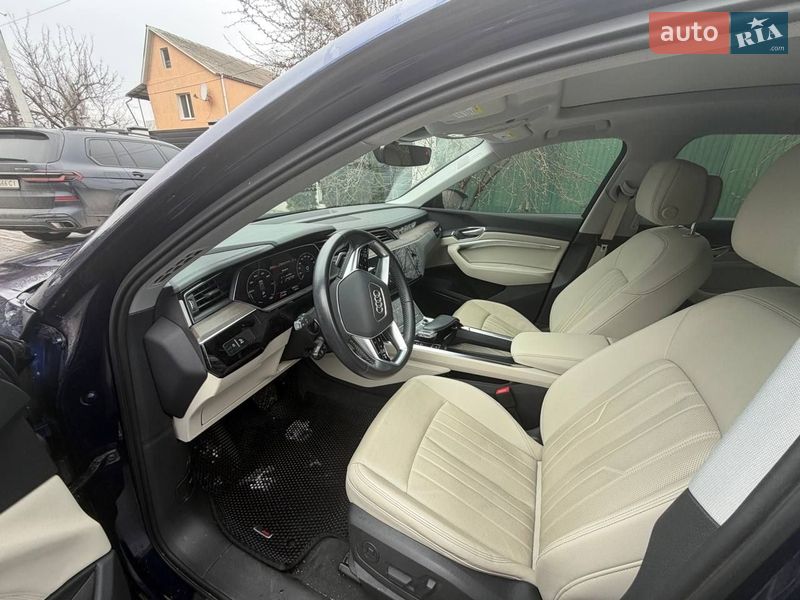 Позашляховик / Кросовер Audi e-tron 2021 в Вінниці фото 15 Позашляховик / Кросовер Audi e-tron 2021 в Вінниці