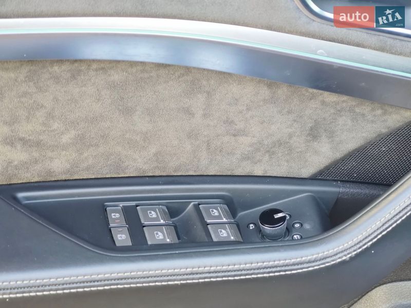 Внедорожник / Кроссовер Audi e-tron 2019 в Ровно