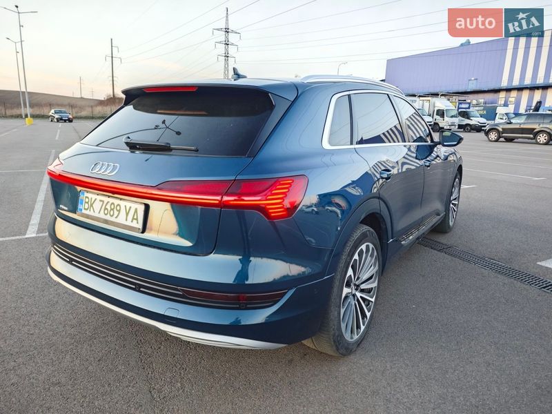 Внедорожник / Кроссовер Audi e-tron 2019 в Ровно