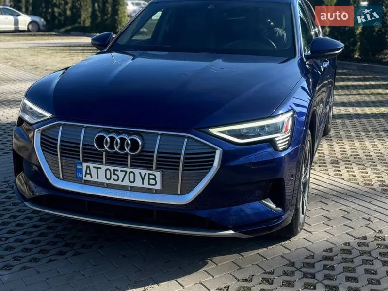 Audi e-tron