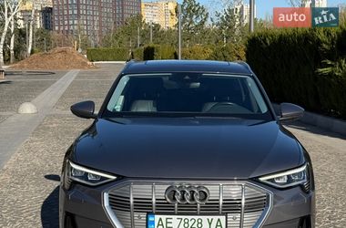 Внедорожник / Кроссовер Audi e-tron 2019 в Днепре