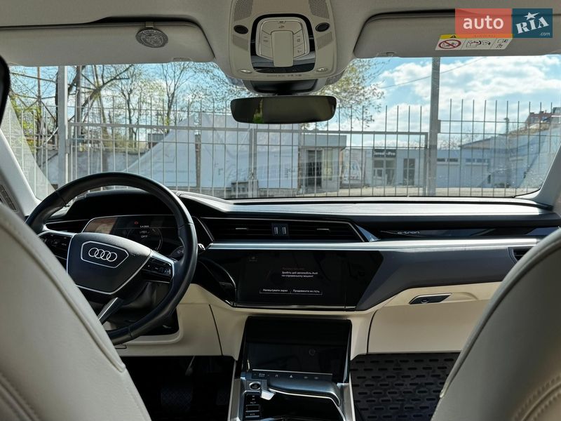Внедорожник / Кроссовер Audi e-tron 2020 в Одессе
