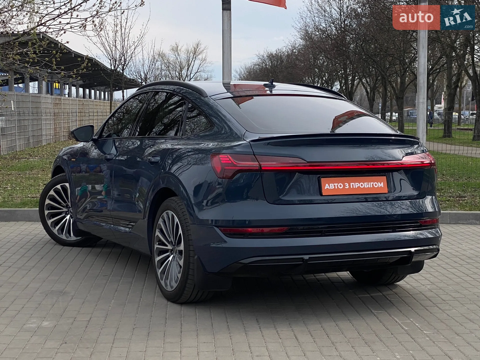 2020 Audi e-tron - мініатюра 7