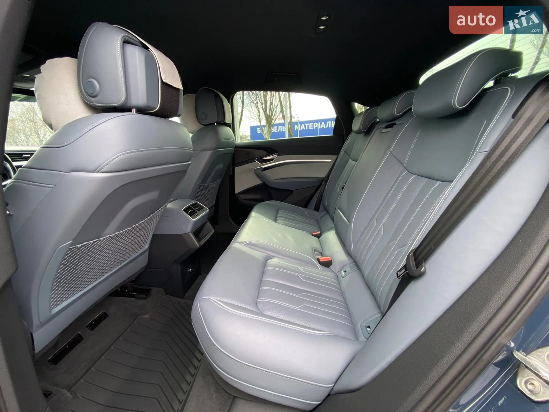 2020 Audi e-tron - мініатюра 15