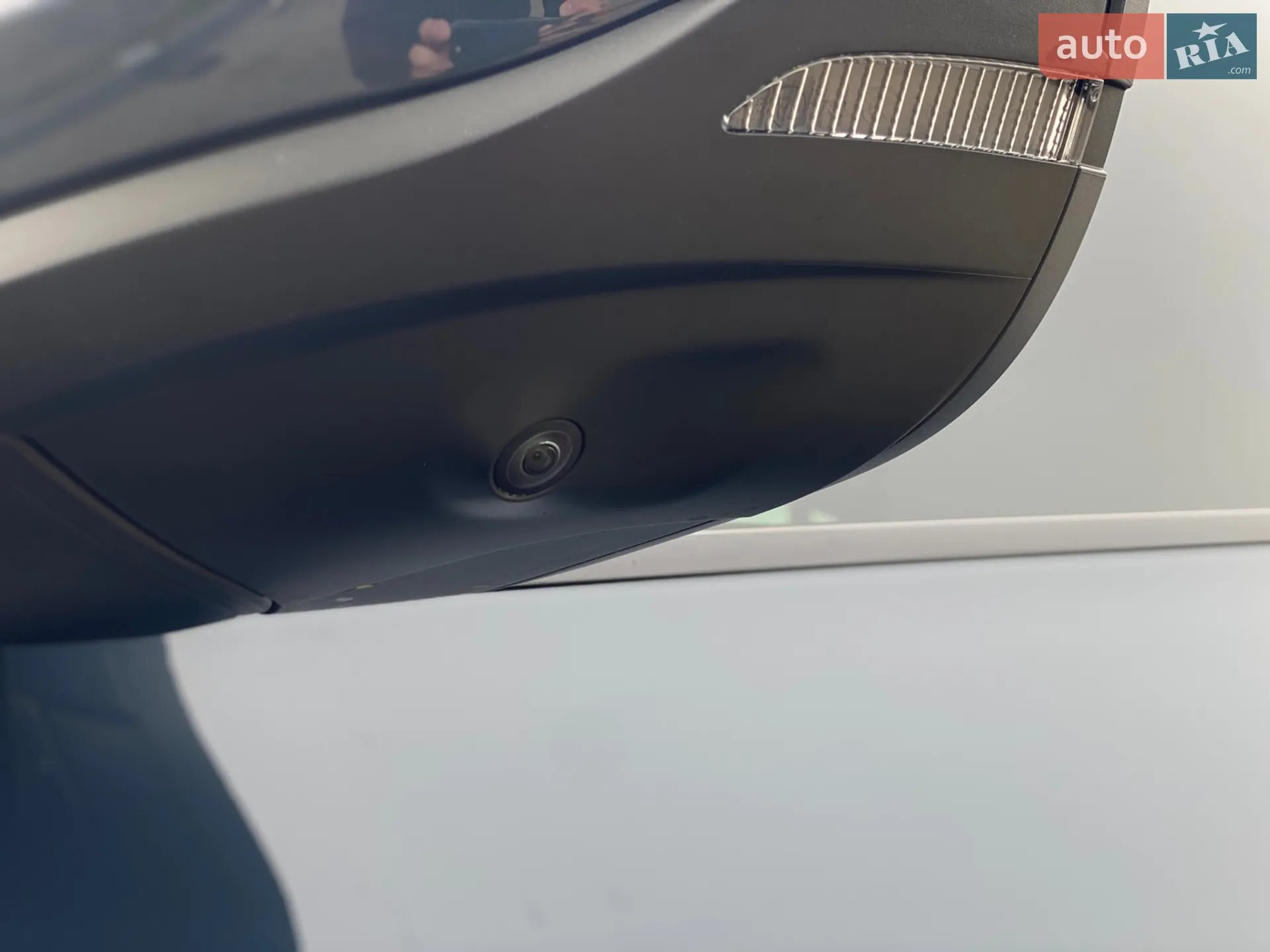2020 Audi e-tron - мініатюра 23