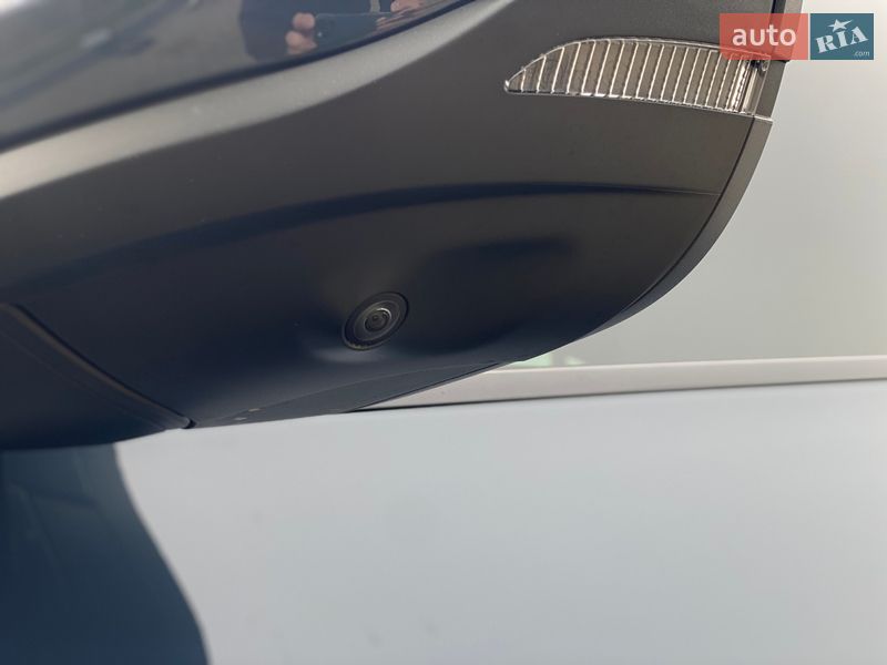 Позашляховик / Кросовер Audi e-tron 2020 в Дніпрі фото 23 Позашляховик / Кросовер Audi e-tron 2020 в Дніпрі