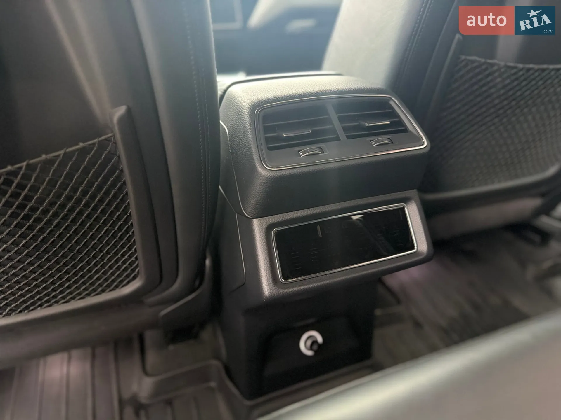 2019 Audi e-tron - мініатюра 11