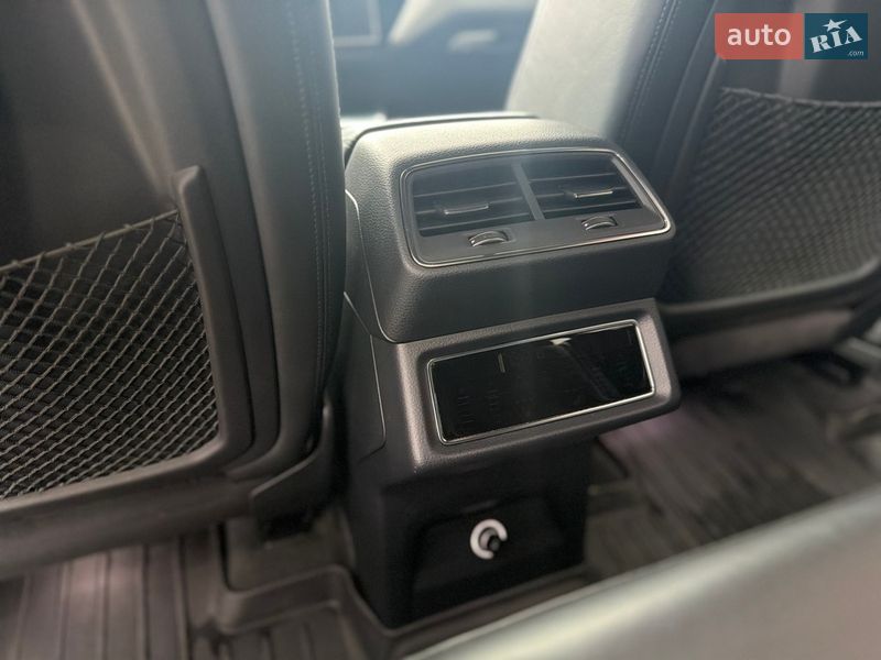 Внедорожник / Кроссовер Audi e-tron 2019 в Киеве