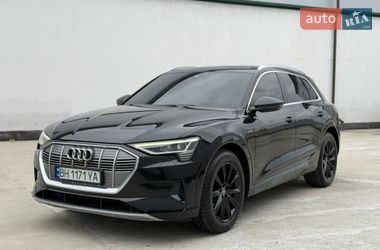 Позашляховик / Кросовер Audi e-tron 2020 в Вінниці