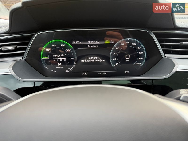 Внедорожник / Кроссовер Audi e-tron 2022 в Хмельницком