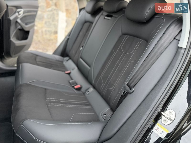 Внедорожник / Кроссовер Audi e-tron 2022 в Хмельницком