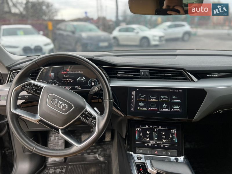 Позашляховик / Кросовер Audi e-tron 2020 в Вінниці фото 14 Позашляховик / Кросовер Audi e-tron 2020 в Вінниці