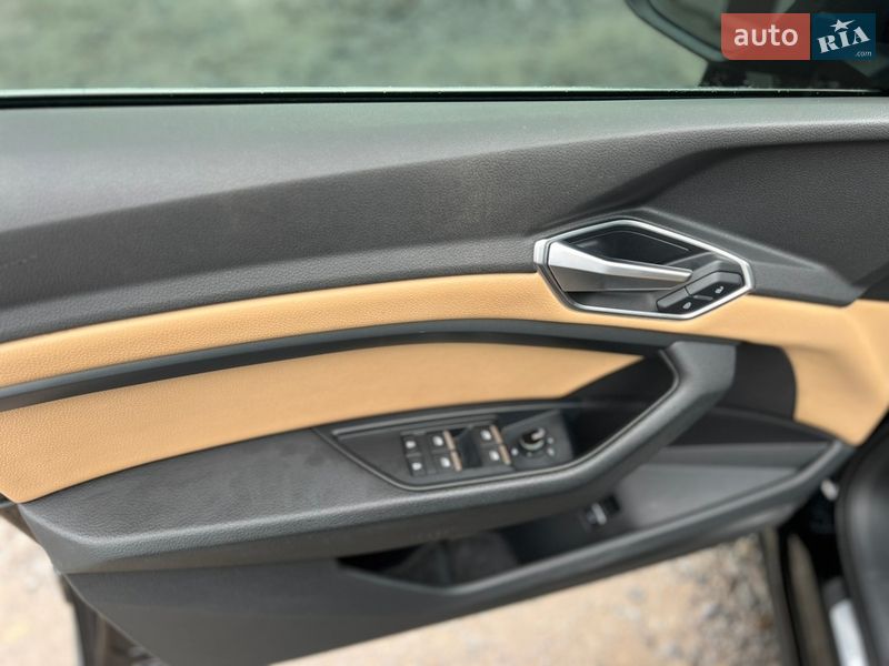 Позашляховик / Кросовер Audi e-tron 2020 в Вінниці фото 19 Позашляховик / Кросовер Audi e-tron 2020 в Вінниці
