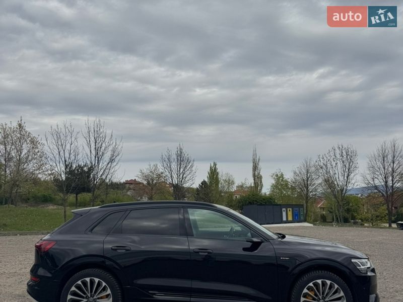 Внедорожник / Кроссовер Audi e-tron 2020 в Ужгороде фото 3 Внедорожник / Кроссовер Audi e-tron 2020 в Ужгороде