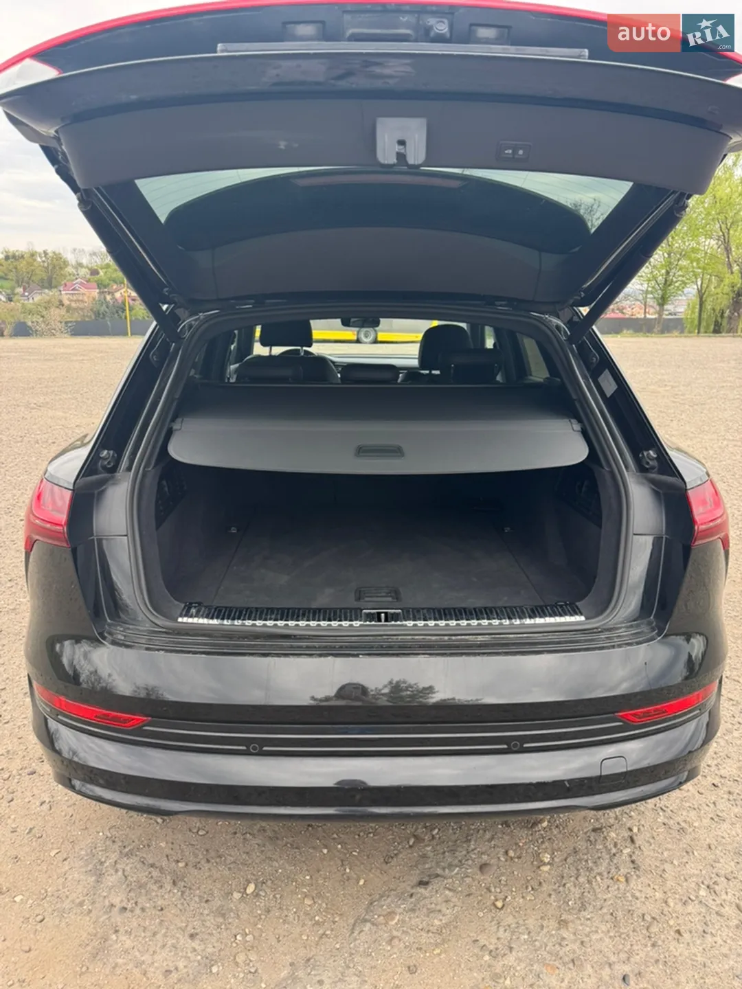 2020 Audi e-tron - мініатюра 6