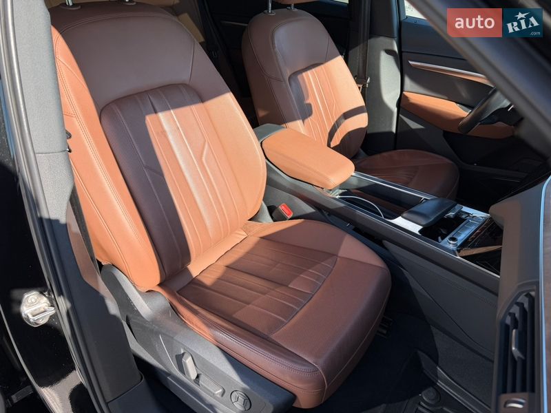 Внедорожник / Кроссовер Audi e-tron 2019 в Киеве