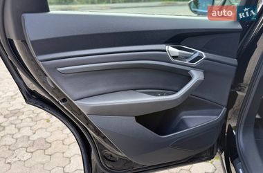 Внедорожник / Кроссовер Audi e-tron 2020 в Тернополе