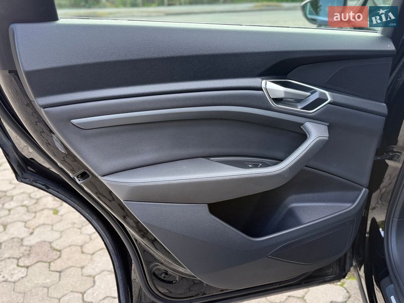 Внедорожник / Кроссовер Audi e-tron 2020 в Тернополе