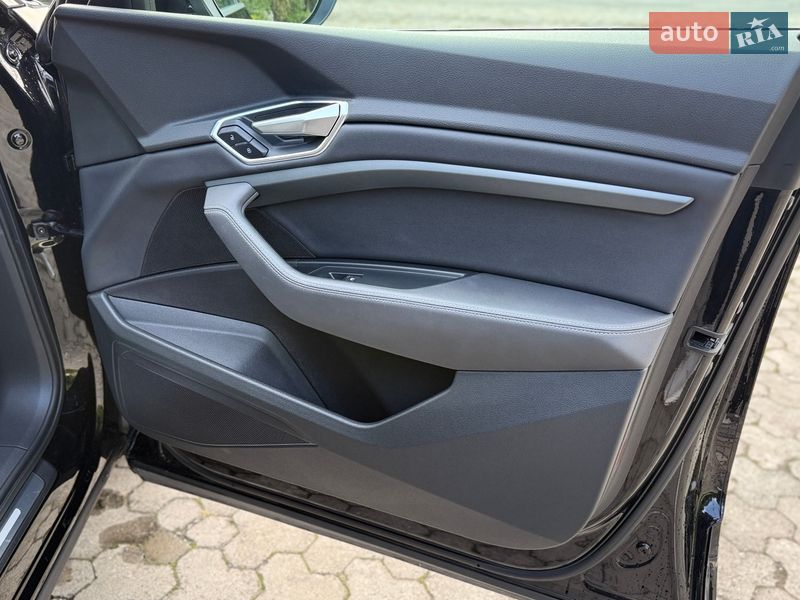 Внедорожник / Кроссовер Audi e-tron 2020 в Тернополе