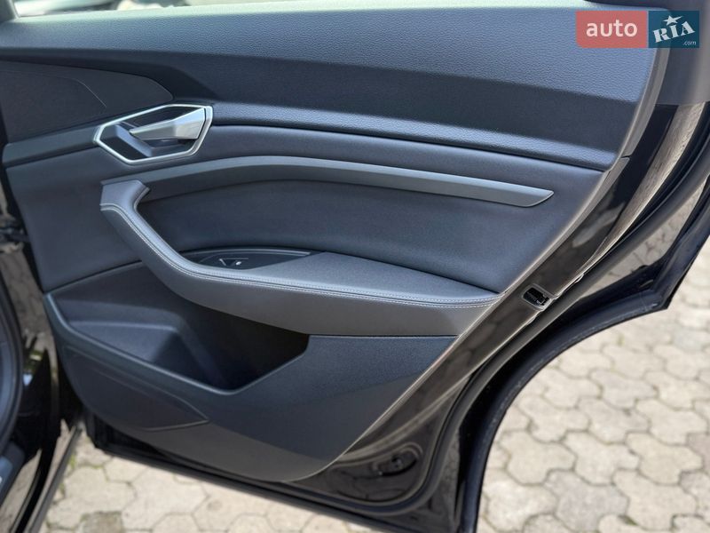 Внедорожник / Кроссовер Audi e-tron 2020 в Тернополе