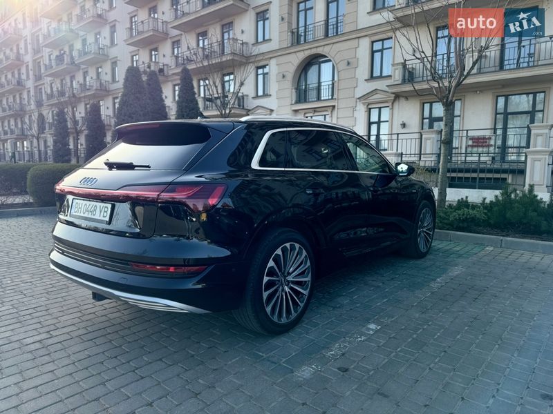Внедорожник / Кроссовер Audi e-tron 2019 в Одессе
