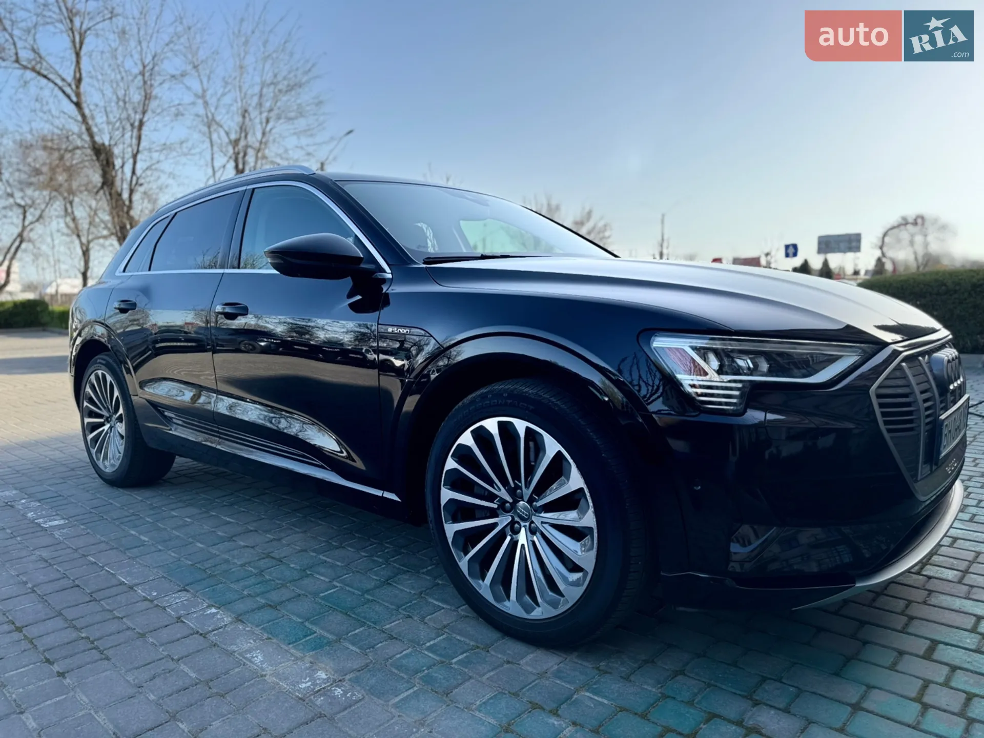 2019 Audi e-tron - мініатюра 14