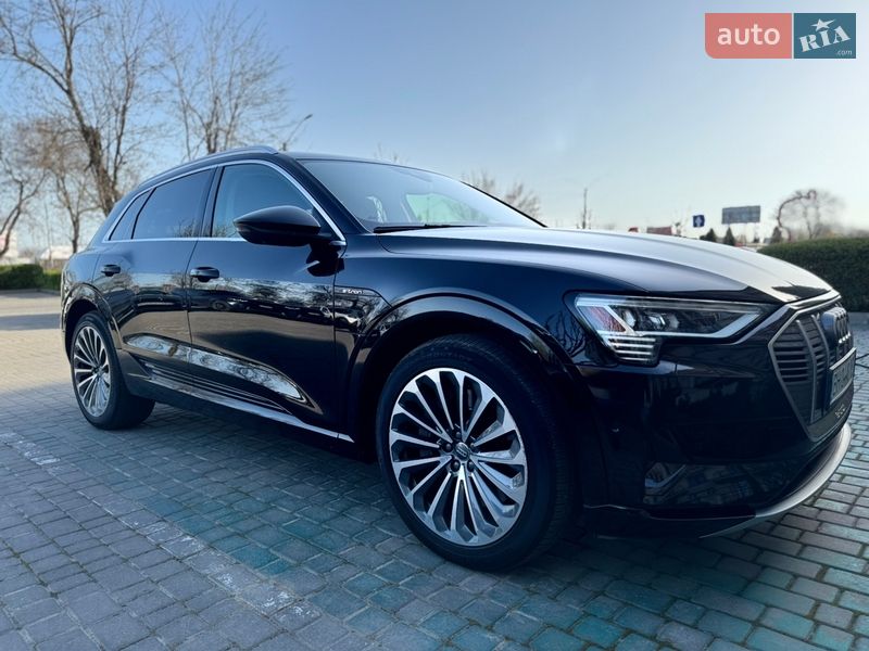 Внедорожник / Кроссовер Audi e-tron 2019 в Одессе