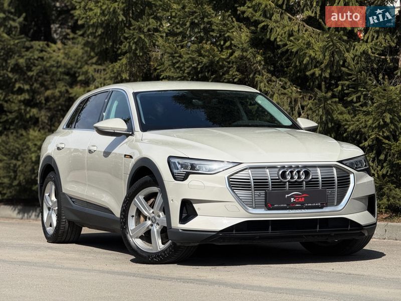 Внедорожник / Кроссовер Audi e-tron 2020 в Тернополе