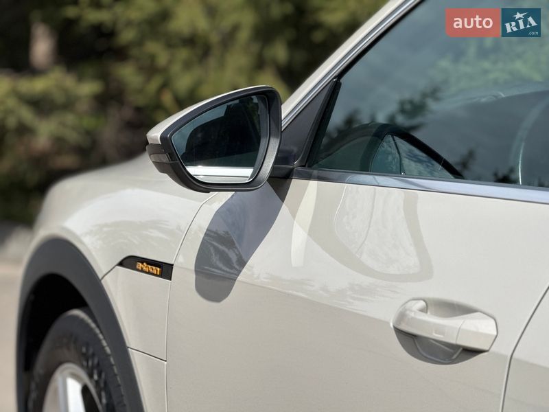 Внедорожник / Кроссовер Audi e-tron 2020 в Тернополе