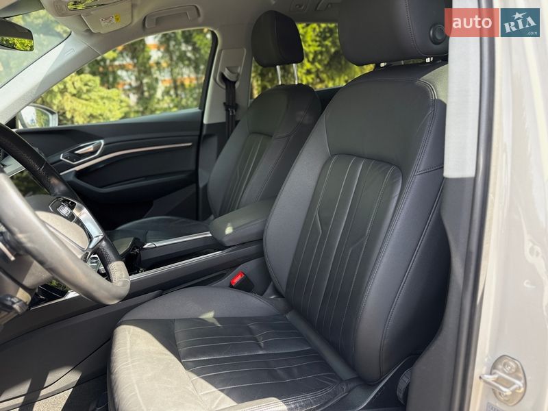 Внедорожник / Кроссовер Audi e-tron 2020 в Тернополе