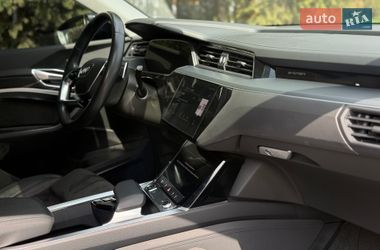 Внедорожник / Кроссовер Audi e-tron 2020 в Тернополе