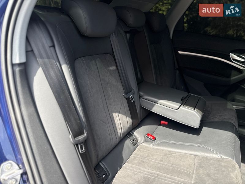Внедорожник / Кроссовер Audi e-tron 2020 в Тернополе