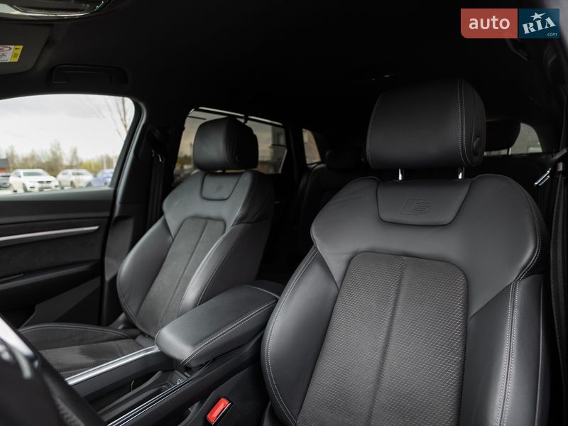 Позашляховик / Кросовер Audi e-tron 2021 в Львові
