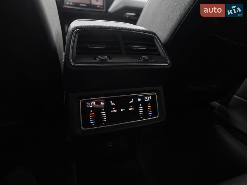 Позашляховик / Кросовер Audi e-tron 2021 в Львові