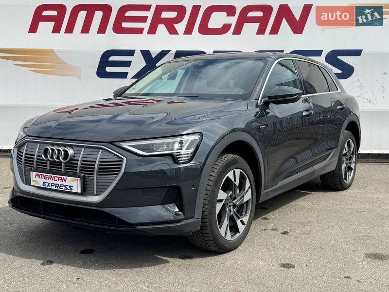 Внедорожник / Кроссовер Audi e-tron 2022 в Киеве