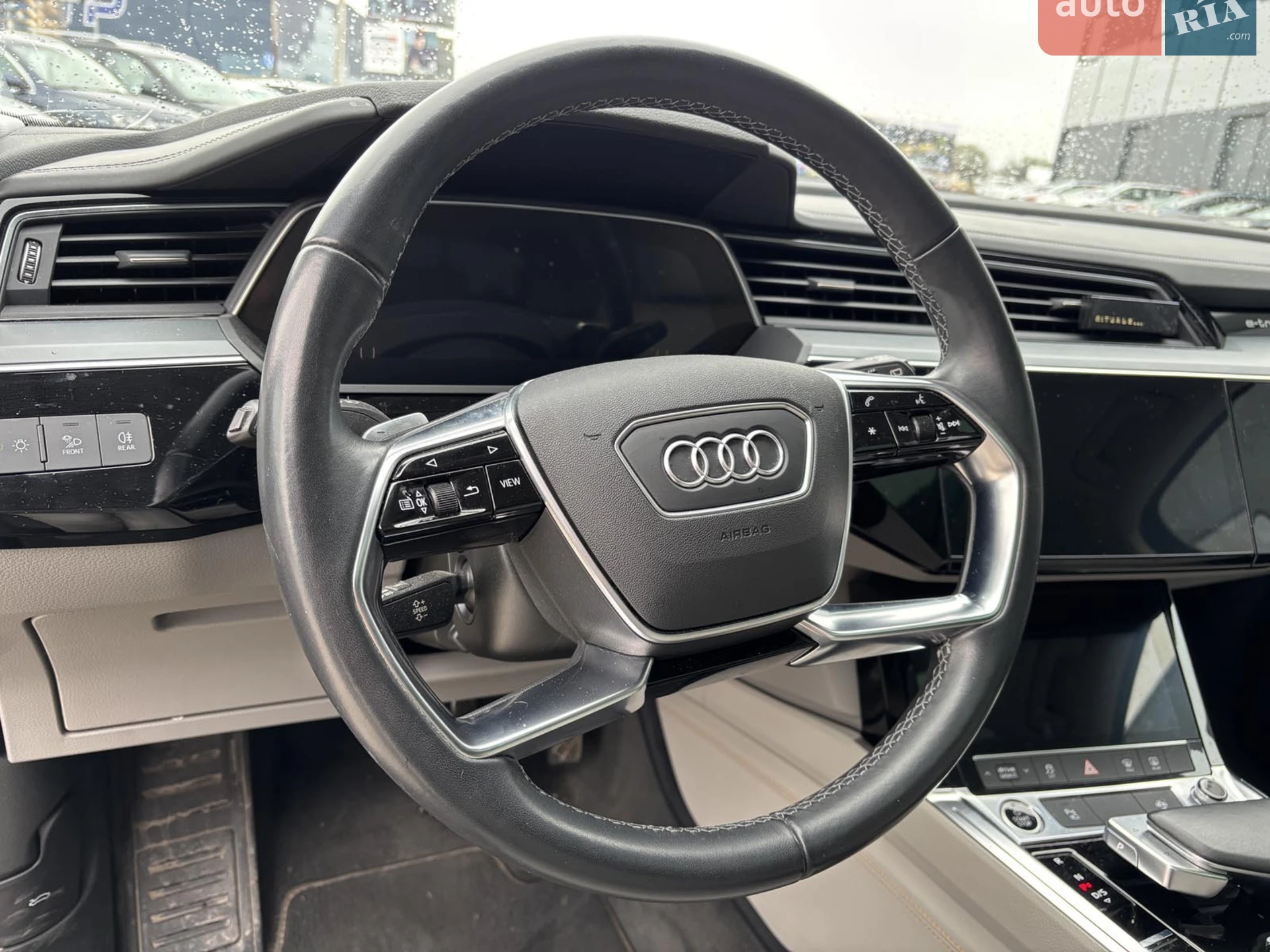 2021 Audi e-tron - мініатюра 23