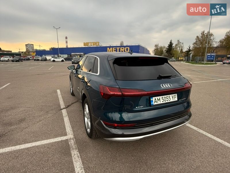 Внедорожник / Кроссовер Audi e-tron 2021 в Житомире