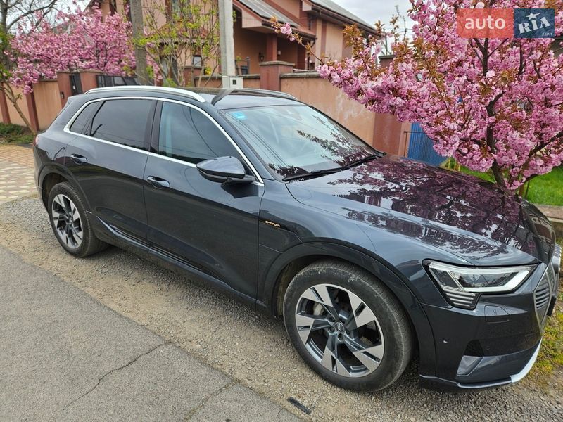 Audi e-tron 2020